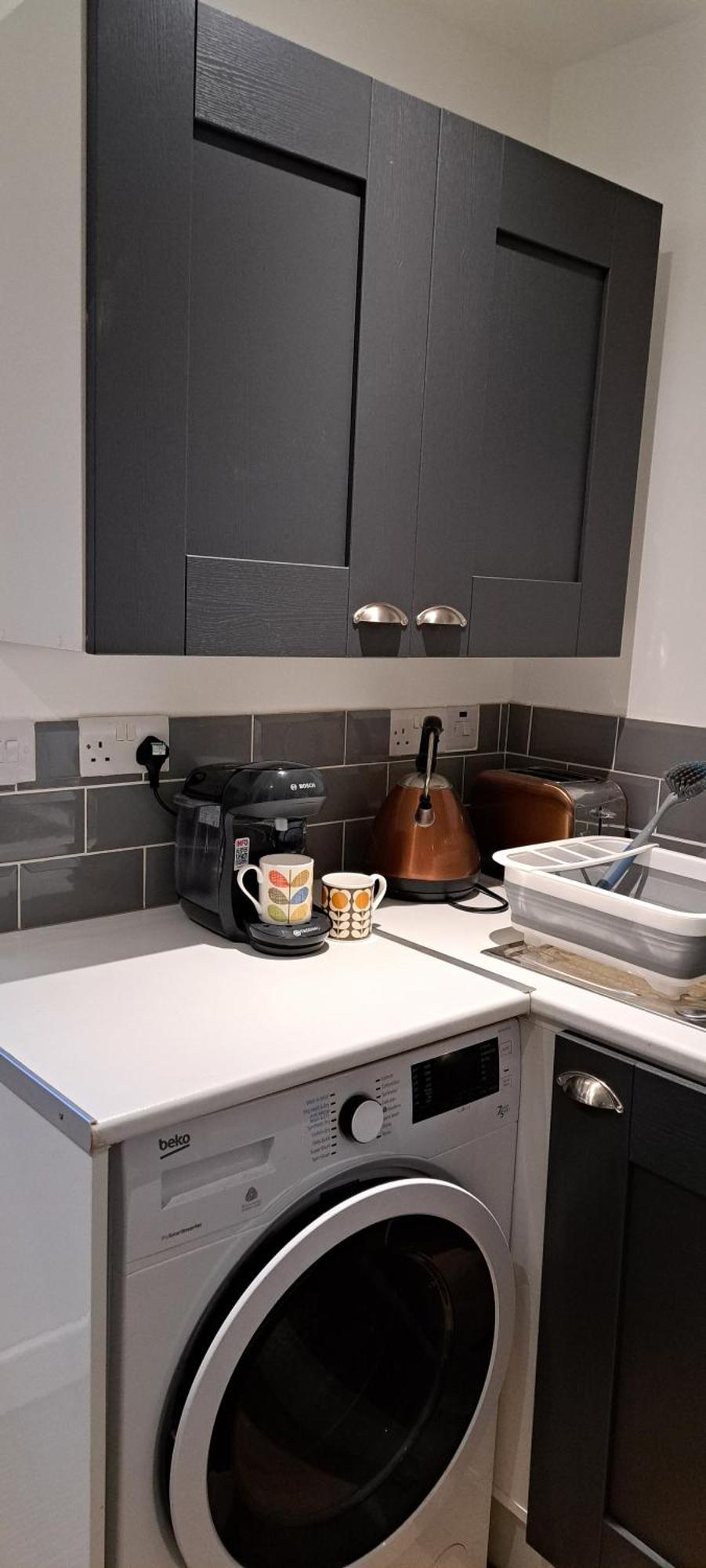 Modern Studio Apartment With Outstanding Views, Sleeps 2 Ньюлин Экстерьер фото