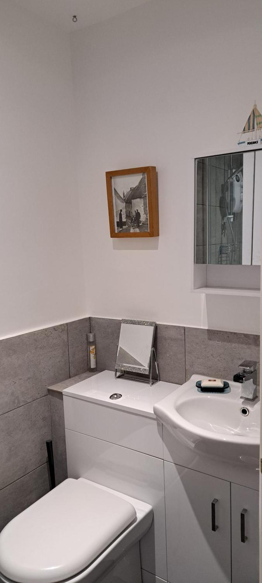 Modern Studio Apartment With Outstanding Views, Sleeps 2 Ньюлин Экстерьер фото